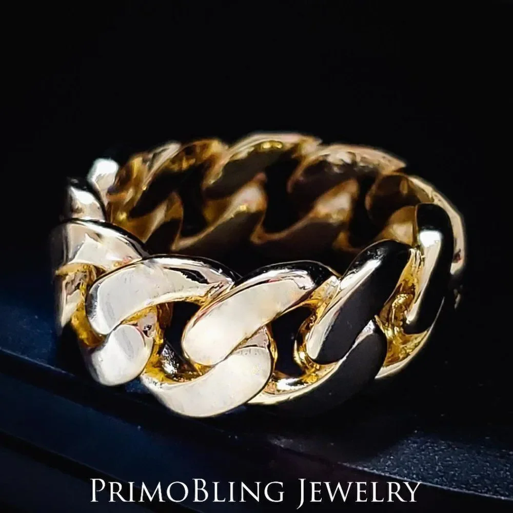 Cuban Link Ring in Yellow Gold